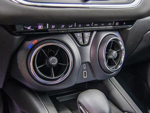 New 2025 Chevrolet Blazer LT w/ Convenience Package image 29