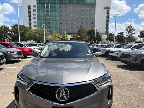 Used 2024 Acura RDX SH-AWD image 2