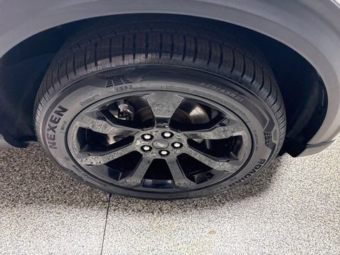 Used 2023 Ford Explorer ST-Line w/ Class IV Trailer Tow Package image 31