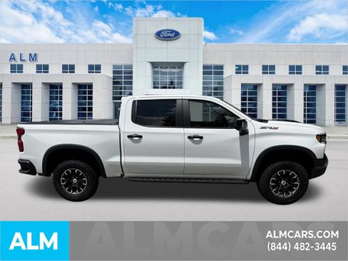 Used 2022 Chevrolet Silverado 1500 ZR2 w/ Technology Package AWD/4WD image 6