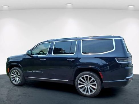 Used 2025 Jeep Grand Wagoneer 4WD image 19