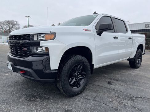 Used 2019 Chevrolet Silverado 1500 Custom Trail Boss w/ Custom Convenience Package image 12