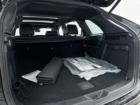 Used 2025 MAZDA CX-70 3.3 Turbo w/ Premium Plus Pkg image 37