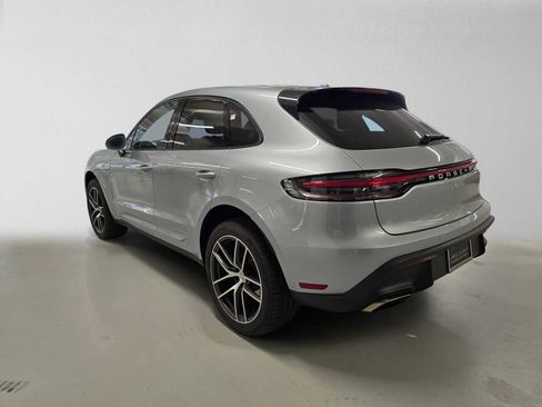 Used 2025 Porsche Macan AWD/4WD image 3