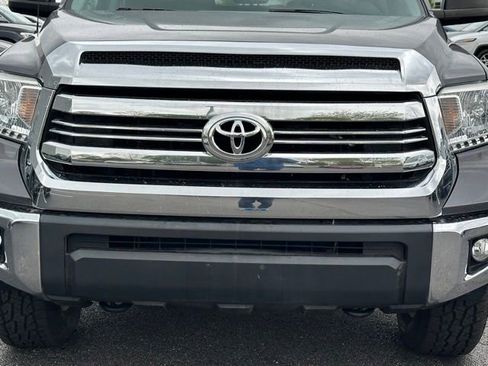 Used 2016 Toyota Tundra SR5 w/ SR5 Upgrade Package AWD/4WD image 10