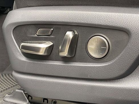 Used 2025 Lexus LX 700h Luxury w/ Appearance Package image 22