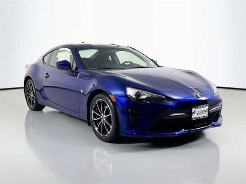 Used 2017 Toyota 86 image 3