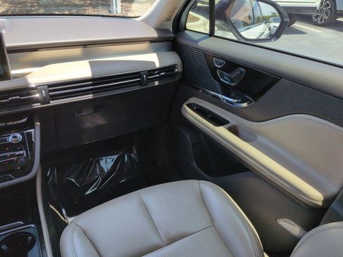 Certified 2020 Lincoln Corsair FWD image 18
