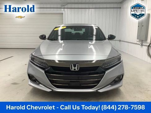 Used 2022 Honda Accord Sport image 2