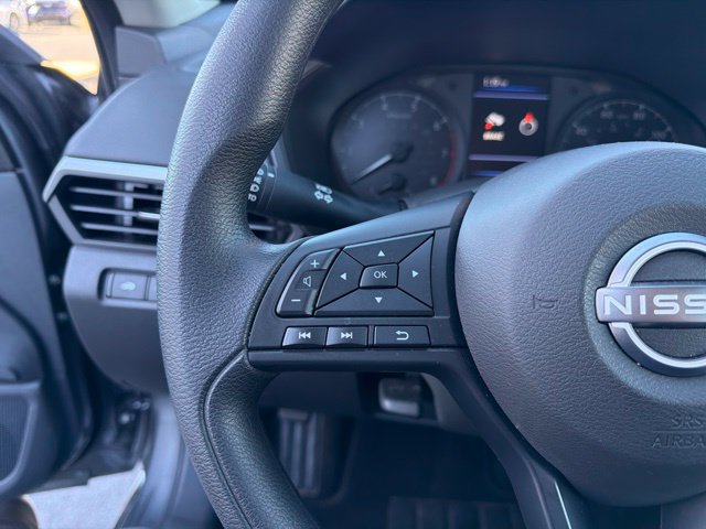 Used 2025 Nissan Altima 2.5 S FWD image 13