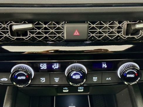 Used 2025 Honda Accord Sport image 18