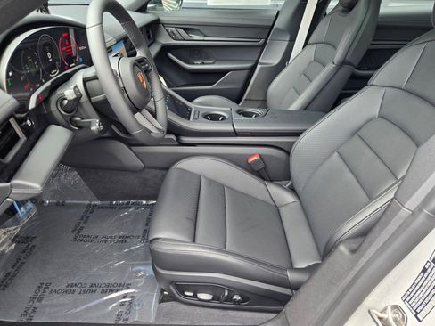 New 2026 Porsche Taycan AWD/4WD image 25