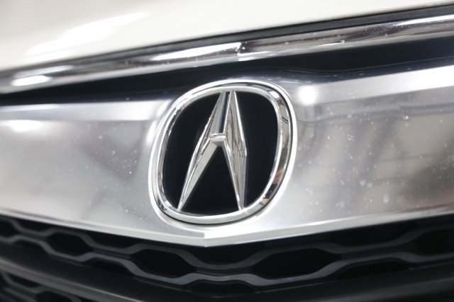 Used 2016 Acura TLX FWD image 4