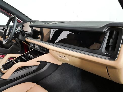 New 2026 Porsche Cayenne AWD/4WD image 25