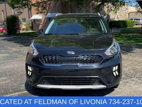 Used 2020 Kia Niro LXS FWD image 3