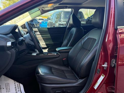 Used 2021 Nissan Altima 2.5 SR w/ SR Premium Package FWD image 16