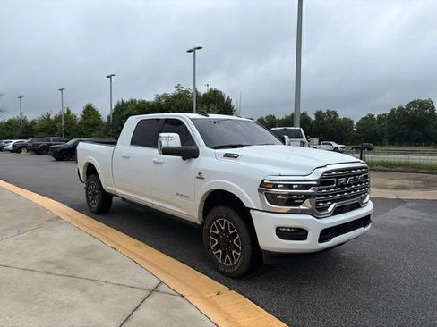 Used 2026 RAM 2500 Limited AWD/4WD image 7
