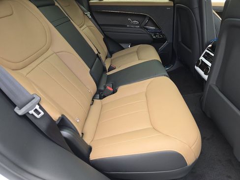 New 2026 Land Rover Range Rover Sport Dynamic SE AWD/4WD image 30