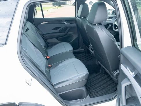 New 2026 Volkswagen Tiguan SE R-Line image 38