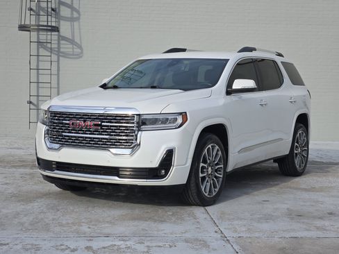 Used 2021 GMC Acadia Denali image 4