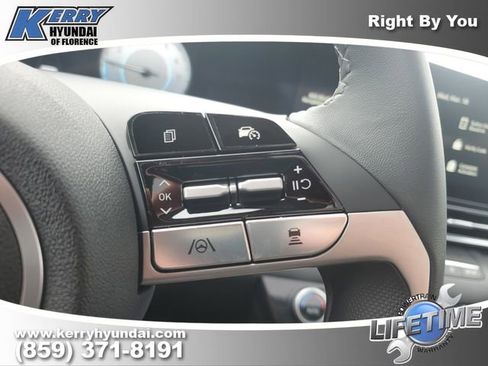 New 2026 Hyundai Elantra Limited image 23