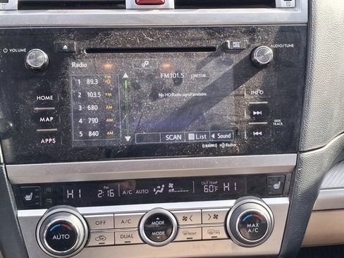 Used 2017 Subaru Outback 2.5i Premium image 22