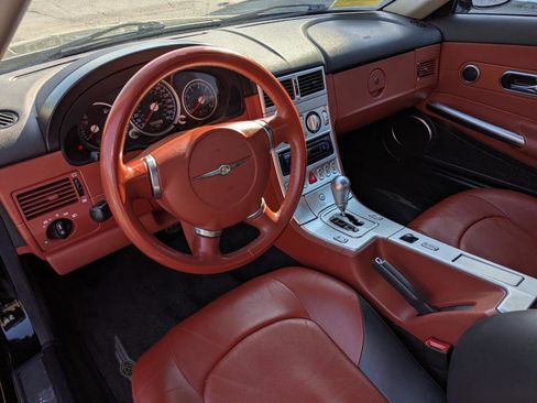 Used 2005 Chrysler Crossfire Limited RWD image 13