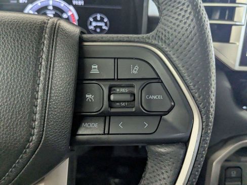 Certified 2025 Toyota Tundra Limited AWD/4WD image 17