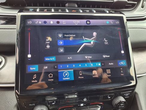 Used 2024 Jeep Grand Cherokee Limited 4xe AWD/4WD image 6