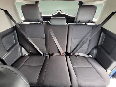 Used 2013 Toyota FJ Cruiser 4WD w/ Convenience Pkg image 17