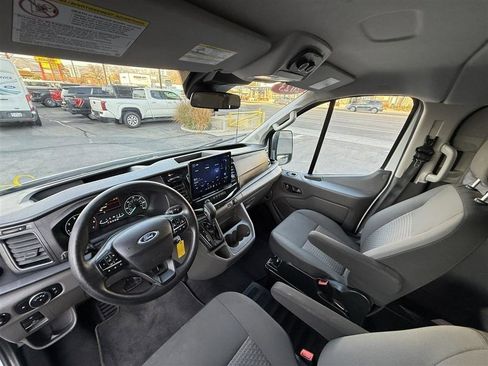 Used 2023 Ford Transit 350 XLT RWD image 15