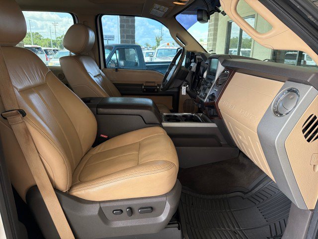 Used 2014 Ford F250 Lariat w/ Lariat Ultimate Package AWD/4WD image 28