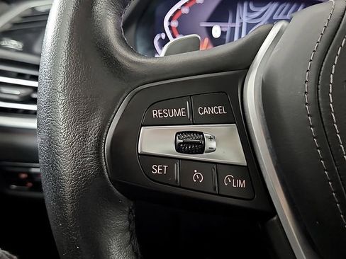 Used 2022 BMW X5 xDrive40i w/ Premium Package AWD/4WD image 23