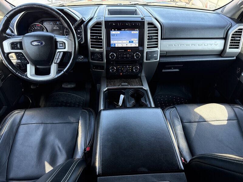 Used 2017 Ford F250 Lariat w/ Lariat Ultimate Package AWD/4WD image 24