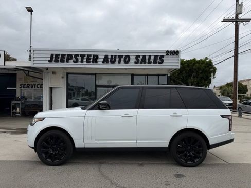 Used 2017 Land Rover Range Rover Supercharged AWD/4WD image 8