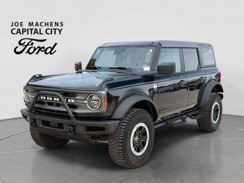 Used 2023 Ford Bronco Big Bend w/ Sasquatch Package AWD/4WD image 9