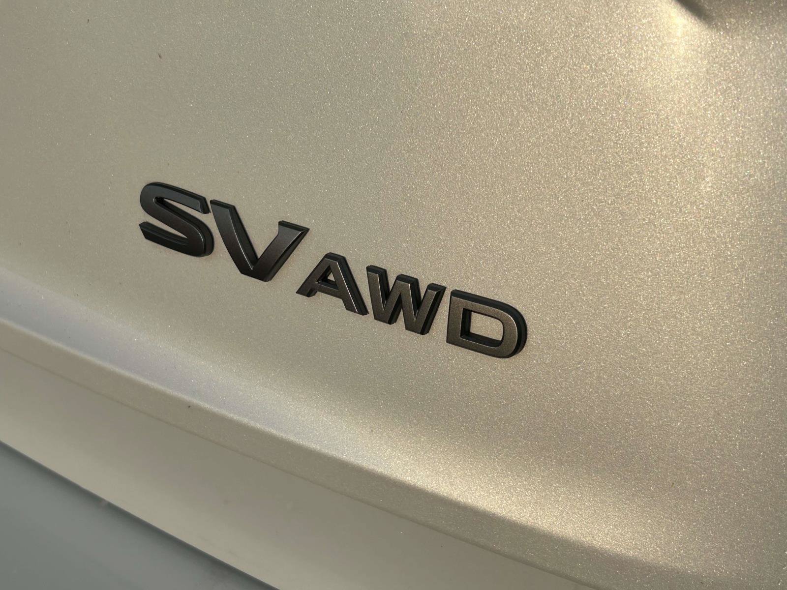 Used 2024 Nissan Rogue SV AWD/4WD image 11