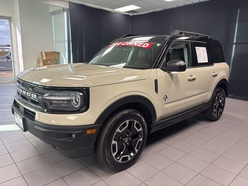 Used 2024 Ford Bronco Sport Outer Banks w/ Tech Package AWD/4WD image 7