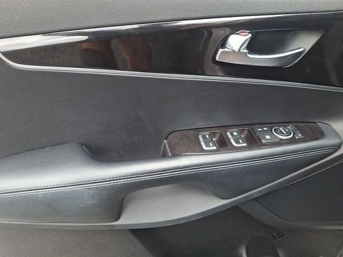 Used 2017 Kia Sorento AWD w/ LX Convenience Package image 13