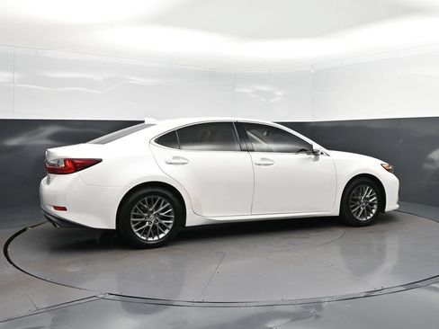 Used 2018 Lexus ES 350 w/ Premier Package FWD image 8