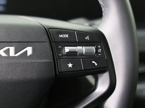 New 2026 Kia K4 EX image 13