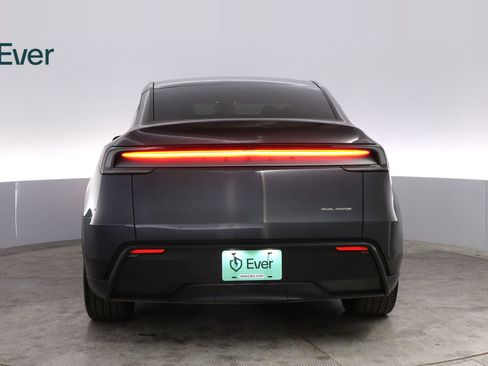 Used 2026 Tesla Model Y Long Range AWD/4WD image 15