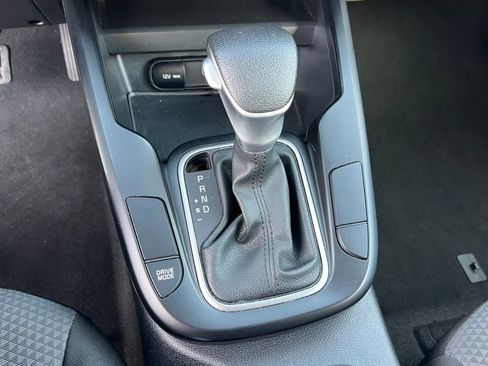 Used 2023 Kia Soul LX w/ Option Group 015 FWD image 31