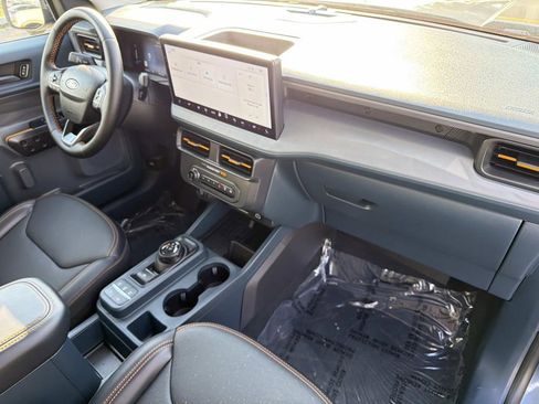 Used 2025 Ford Maverick Tremor image 22