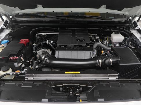 Used 2024 Nissan Frontier SL w/ Technology Package image 30