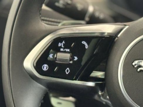 New 2026 Jaguar F-PACE R-Dynamic S image 20