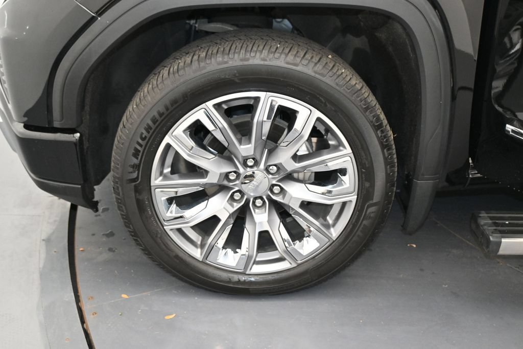 Used 2024 GMC Sierra 1500 Denali AWD/4WD image 8