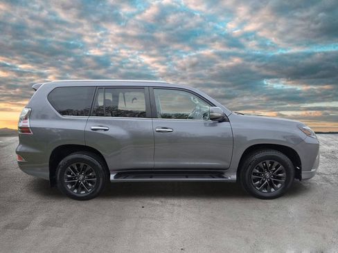 Used 2021 Lexus GX 460 Premium w/ Premium Package AWD/4WD image 9