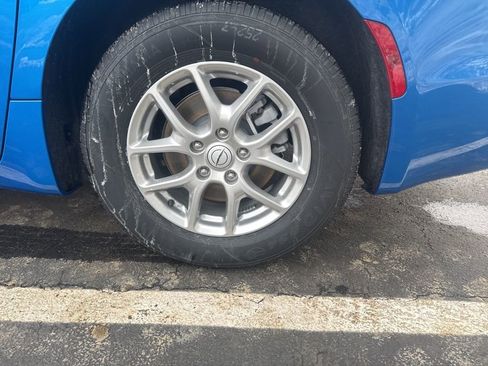 New 2026 Chrysler Pacifica Select image 60