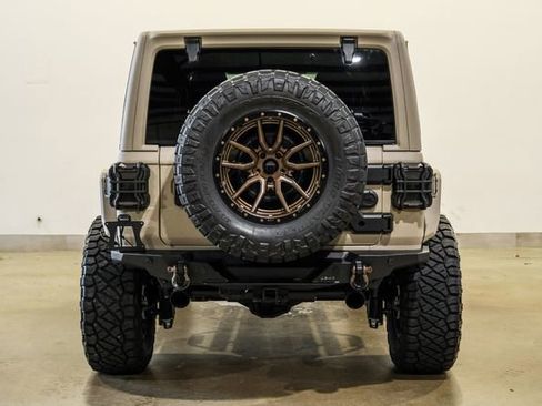 Used 2024 Jeep Wrangler Unlimited Rubicon w/ Technology Group AWD/4WD image 44